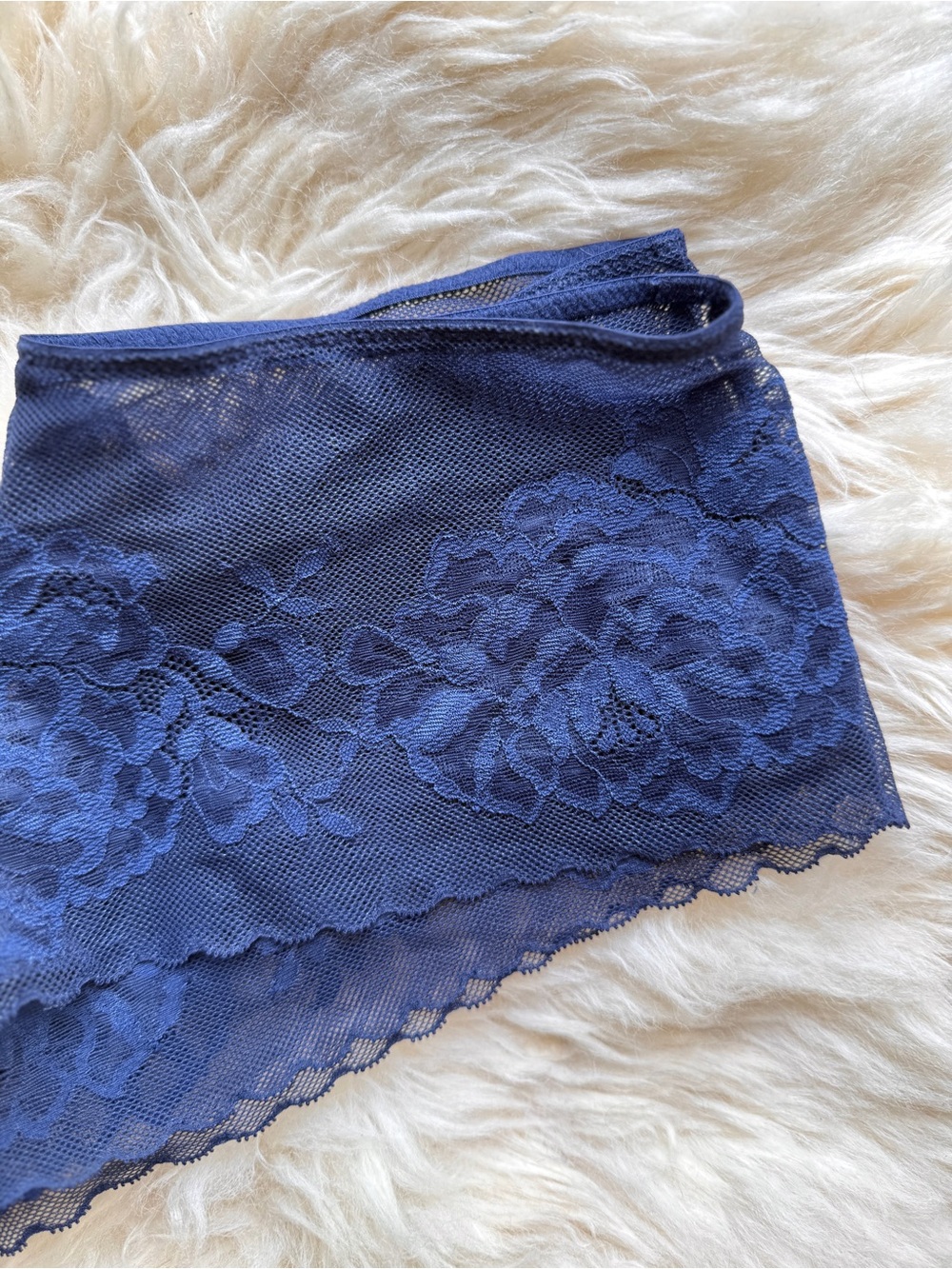 Natori NWOT Flora Girl Brief in Navy - Small - Picture 4 of 5
